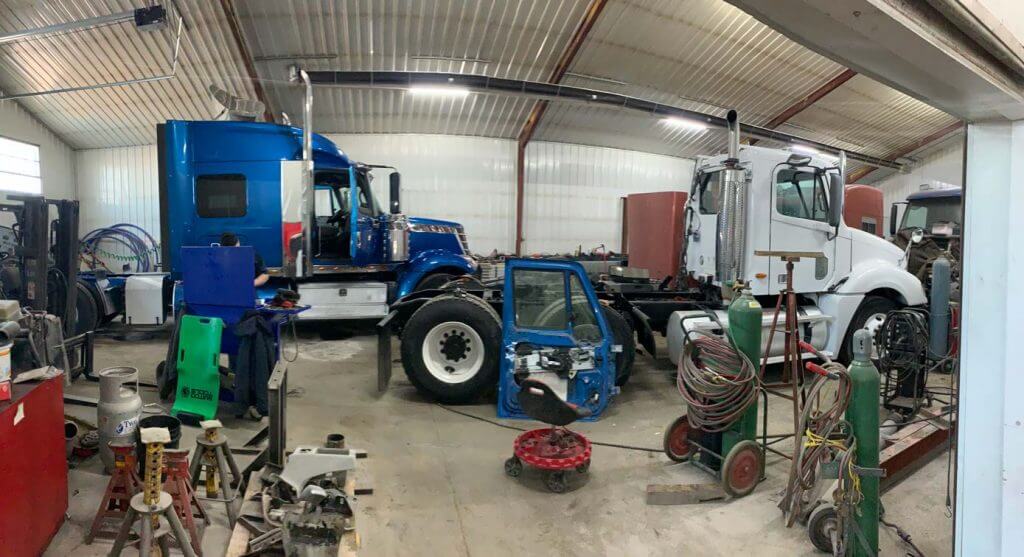 Gallery Diamond Trail Sales Monroe, IA Premium Used Trucks