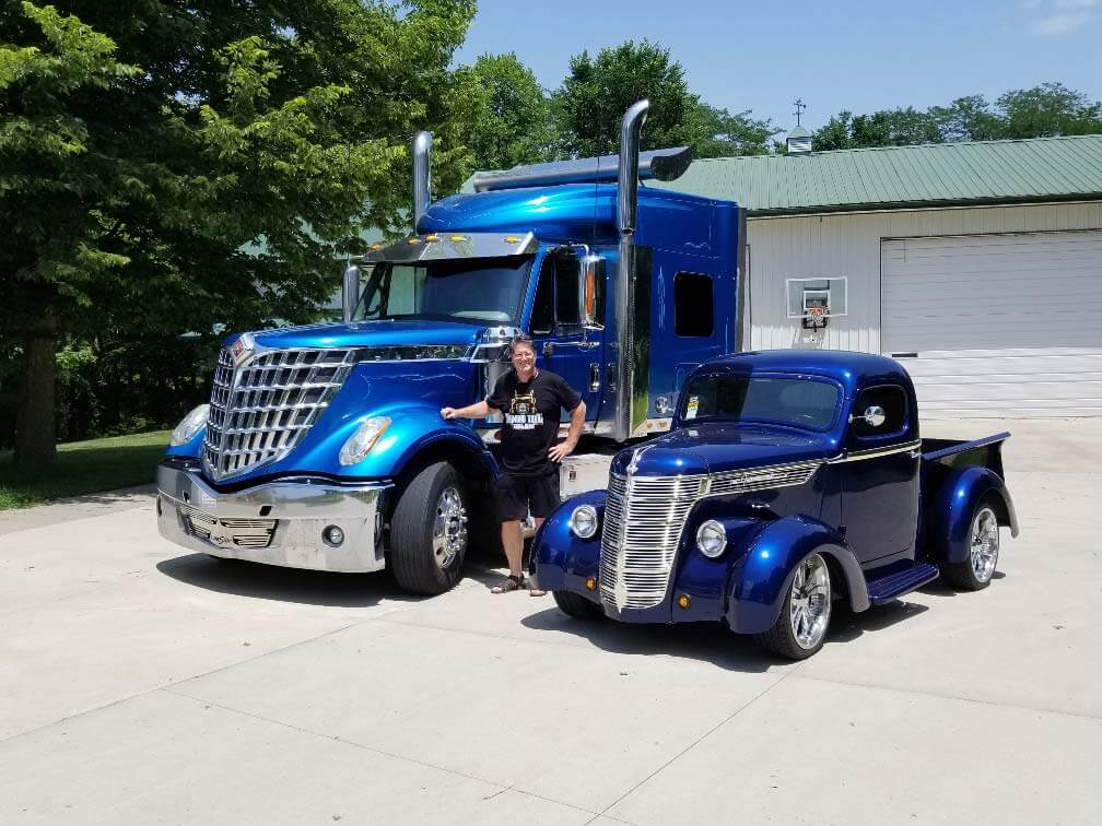 Gallery Diamond Trail Sales Monroe, IA Premium Used Trucks